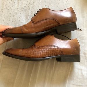 Zara tan dress shoes